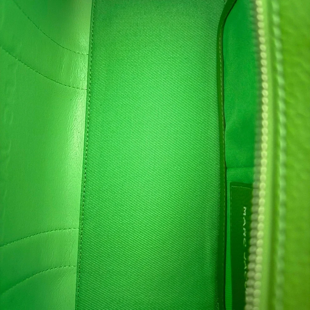 MARC JACOBS The Tote Bag Medium/Kiwi - Picture 5 of 8